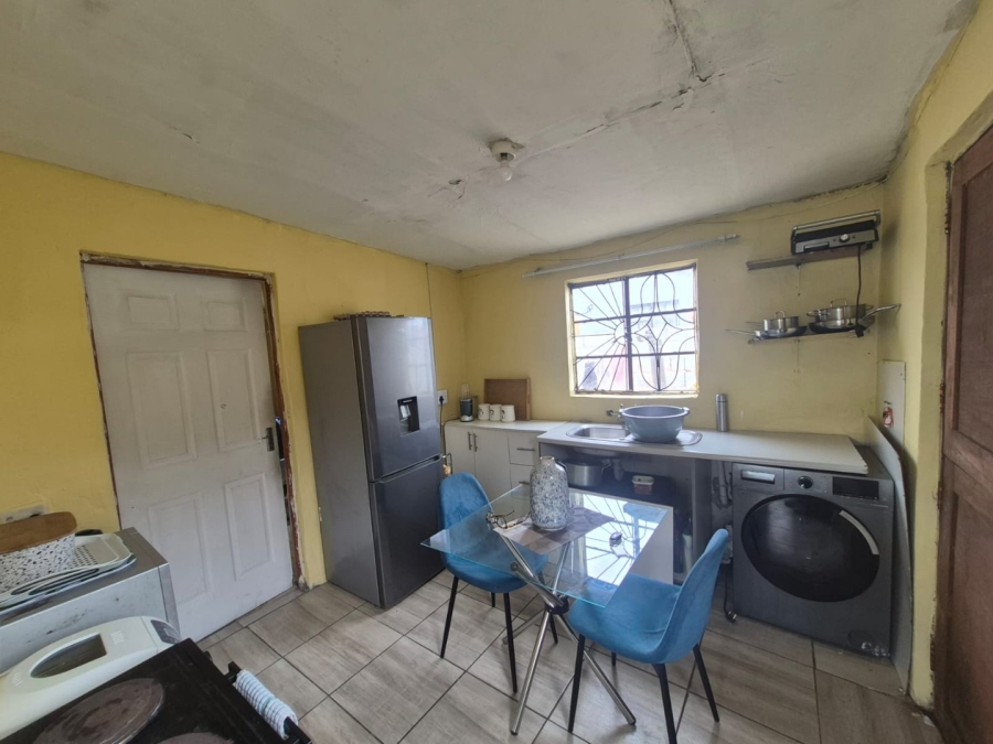 2 Bedroom Property for Sale in Kwazakhele Eastern Cape